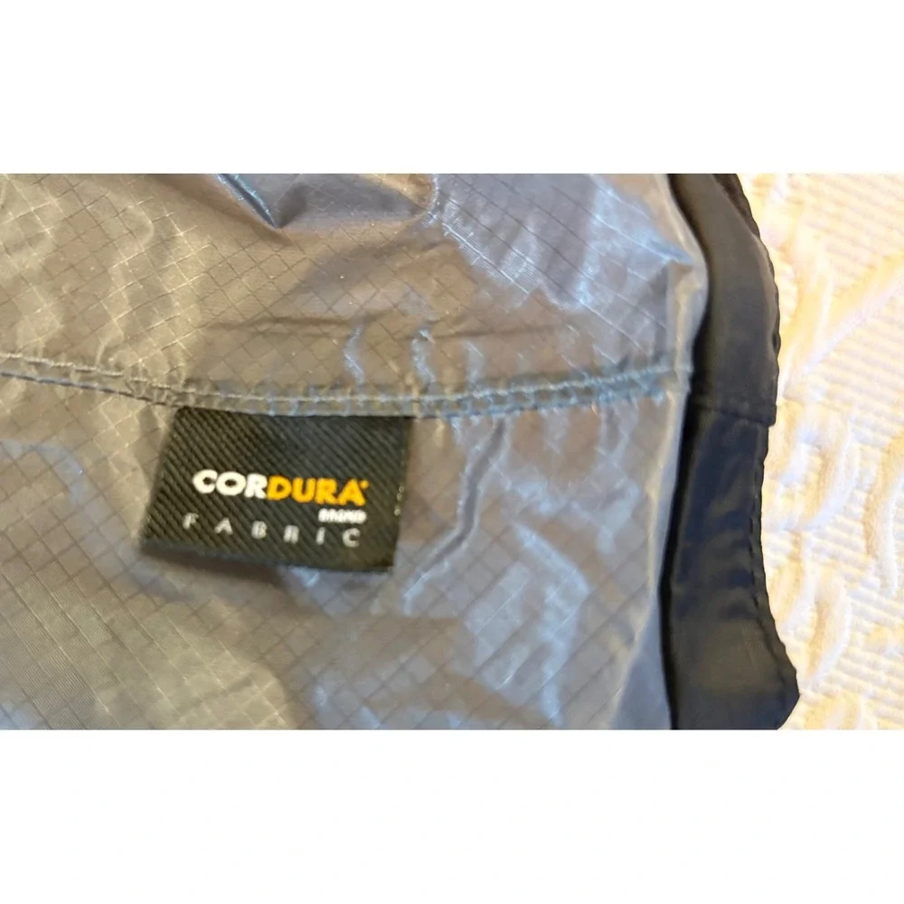 Sea to Summit eVent Compression Dry Sack Medium Gray Waterproof Cordura Bag